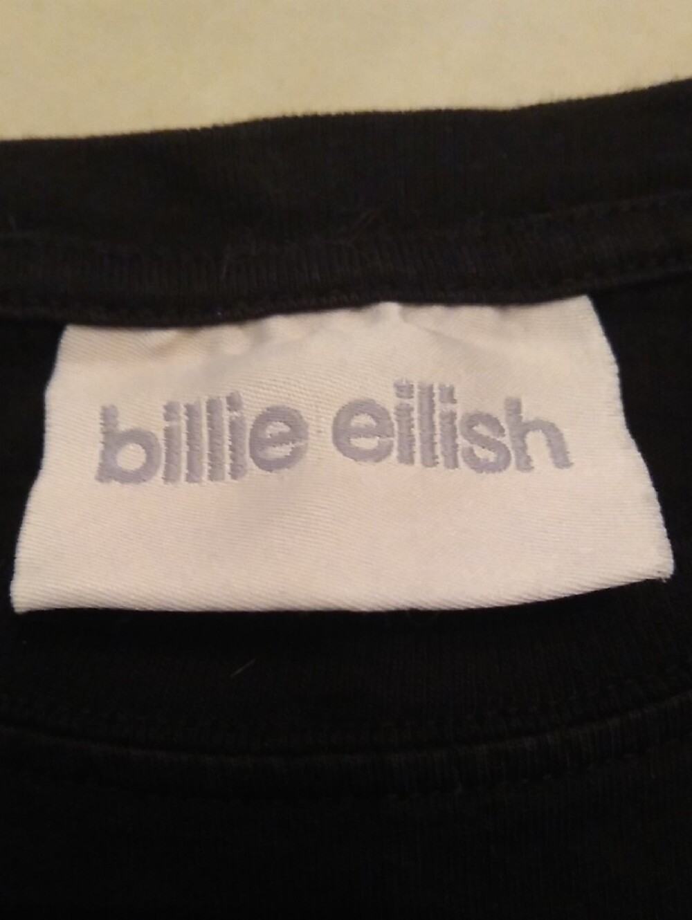 Billie Eilish World Tour 2022 T-Shirt - Picture 3 of 7